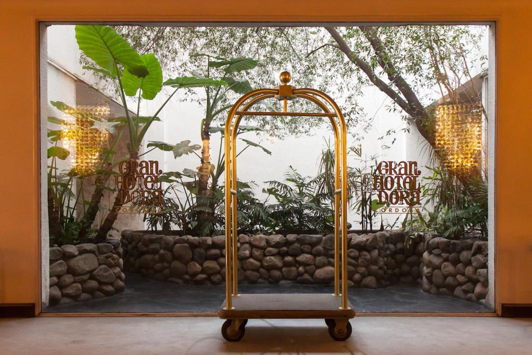 Gran Hotel Dora Córdoba Kültér fotó