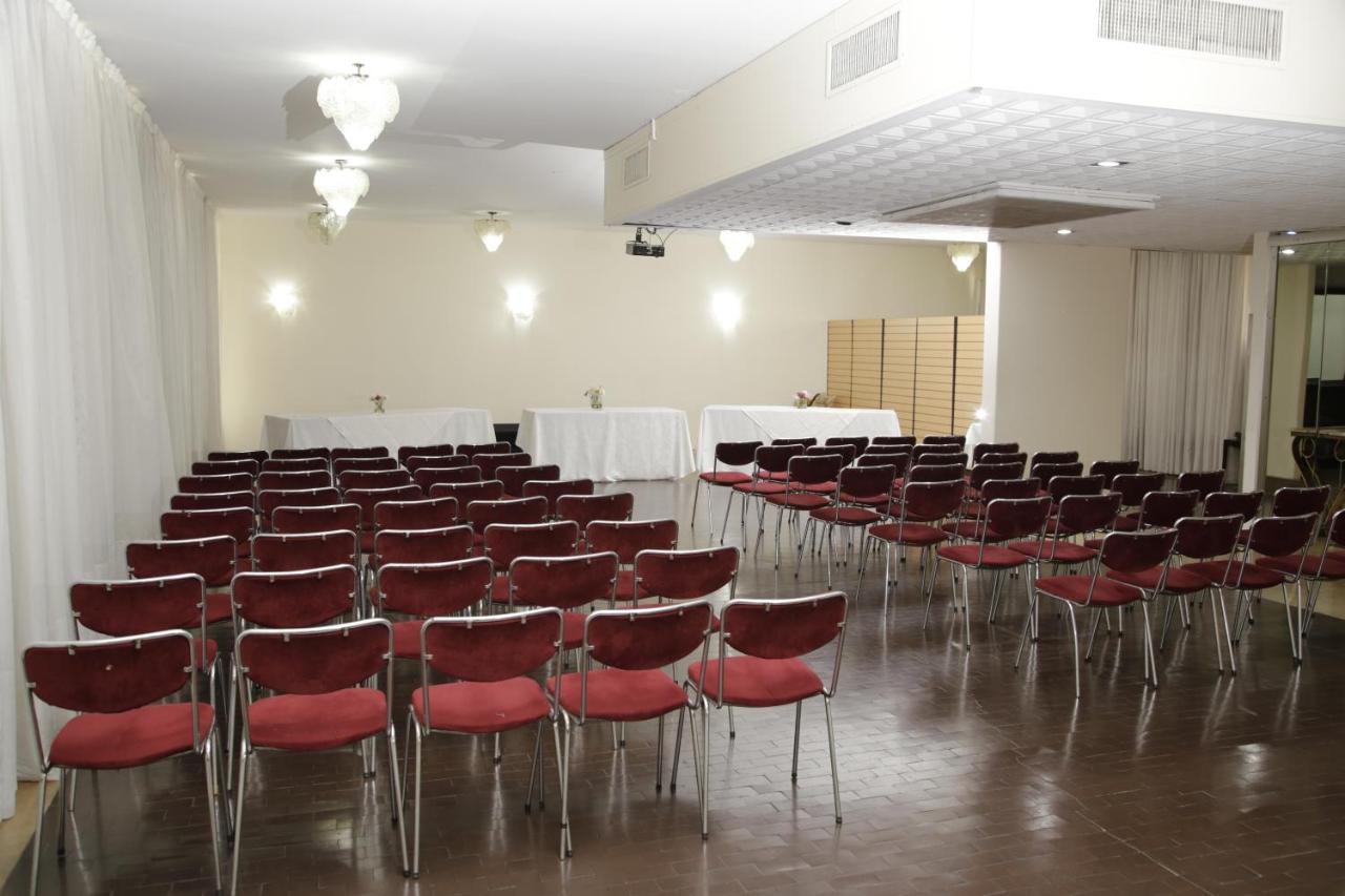Gran Hotel Dora Córdoba Kültér fotó