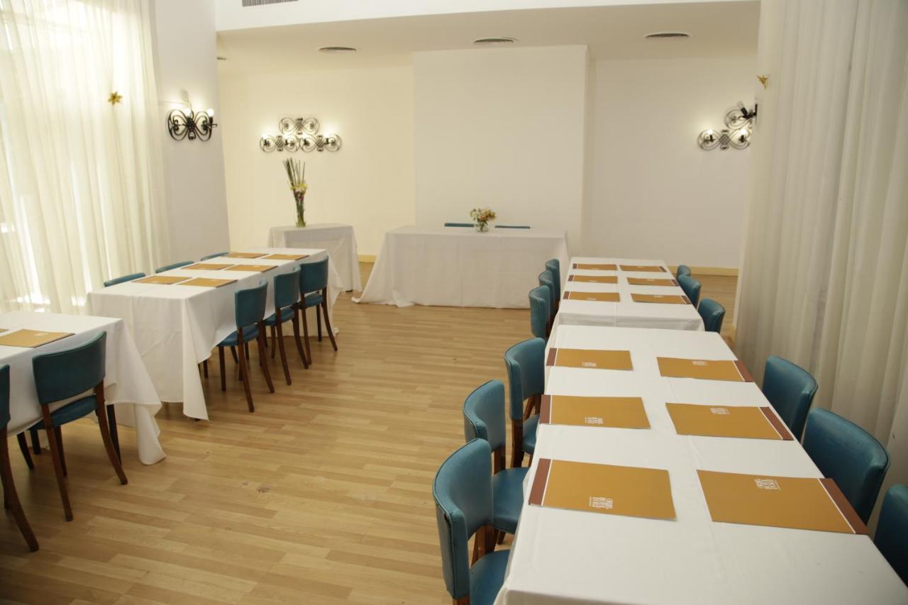 Gran Hotel Dora Córdoba Kültér fotó